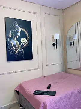 ambersfoxx - Ambersfoxx's free webcam - UK Sex Cams