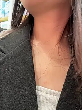 美女kara-tt在线直播