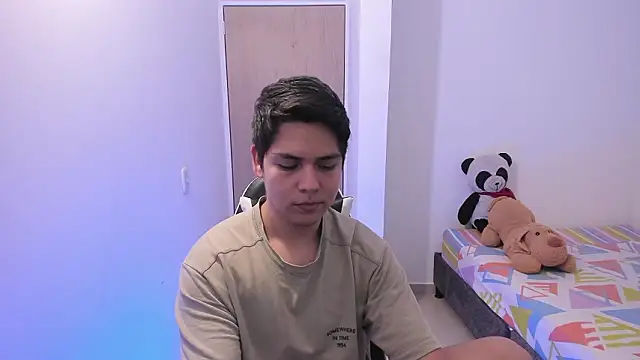 asta_yunoxxx - Asta_YunoXXX's free webcam - UK Sex Cams