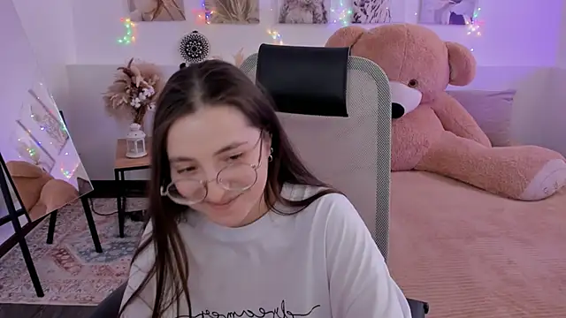 virtuallvoyant - VirtuallVoyant's free webcam - UK Sex Cams