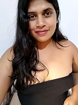 Webcam Model (Shakeera1) is live