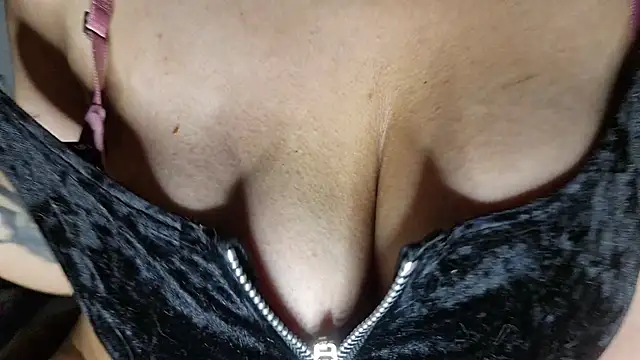 Gothkittico live sex cam