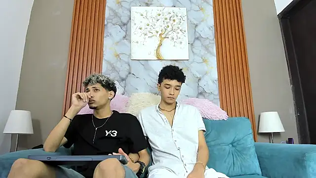 YOUNG_BOYS_HELL live sex cam