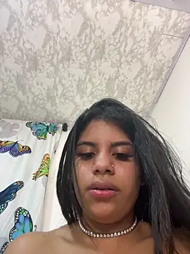 Jarilin-Mia live sex cam