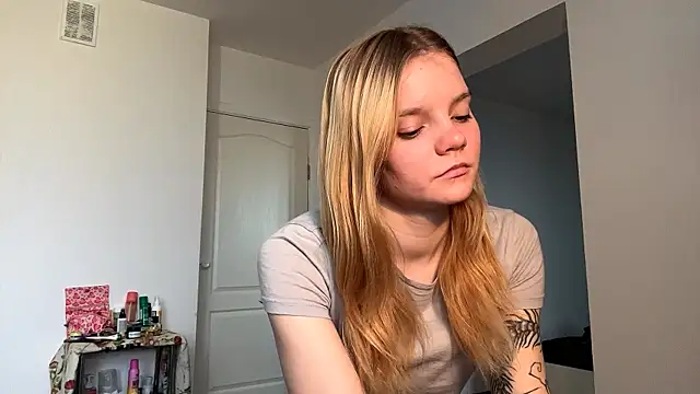 tiffany_muse - Tiffany_Muse's free webcam - UK Sex Cams