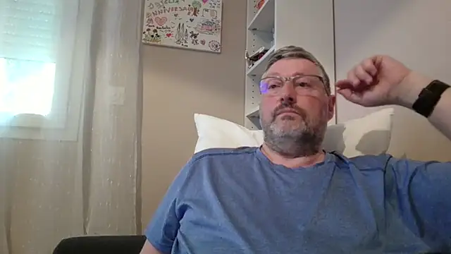 doudou310 - Doudou310's free webcam - UK Sex Cams