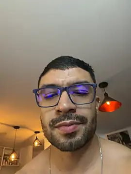 michael_diamond - Michael_Diamond's free webcam - UK Sex Cams