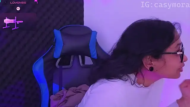 Cuteprincess21's Live Sex Cam Show