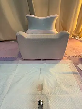 美女Nicole77-baby在线直播