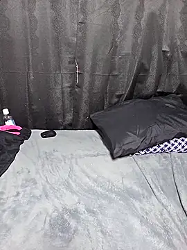 Webcam Model (Karenfunny) is live