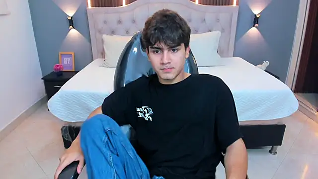 Tommy18__ live sex cam