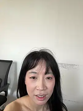 美女yourkeer在线直播