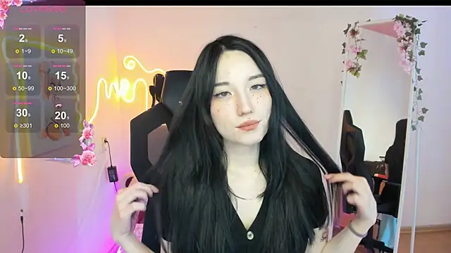 aliceeinwonderlanddd - AliceeinWonderlanddd's free webcam - UK Sex Cams