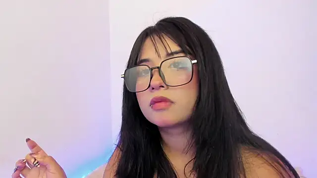 lilith_salvatoree - Lilith_salvatoree's free webcam