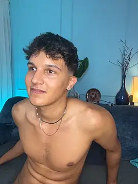 Leo_Savage_ live sex cam