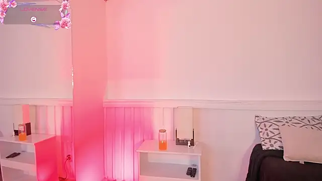 maya1_ - Maya1_'s free webcam - UK Sex Cams