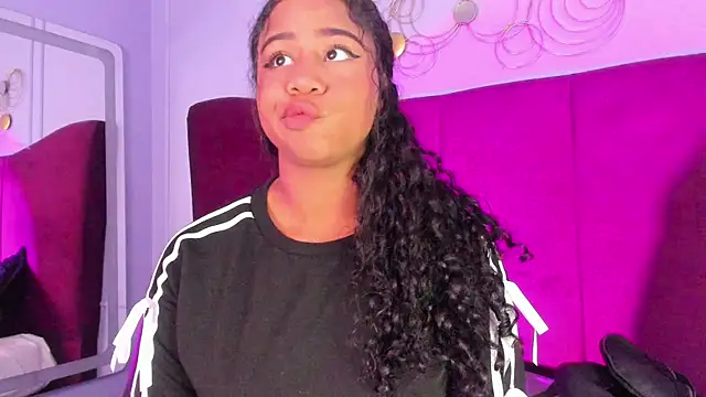 Sofi_Fox_ live sex cam