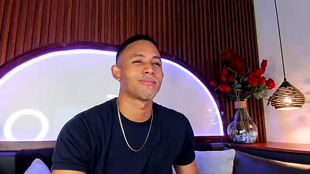 b_wild - B_Wild's free webcam - UK Sex Cams