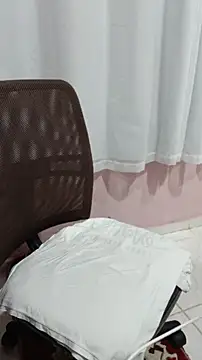 _sexypetite_ - _SexyPetite_'s free webcam - UK Sex Cams