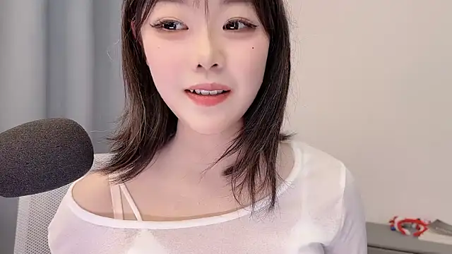 美女smalldaisy在线直播