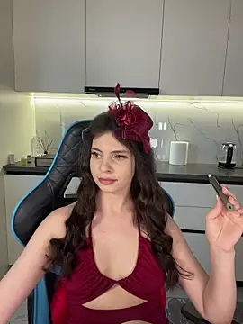 curlylara - CurlyLara's free webcam - UK Sex Cams