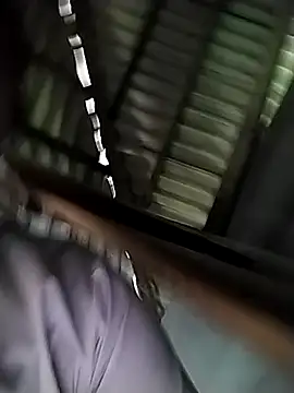 venu00 - Venu00's free webcam