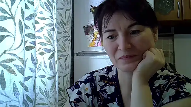 krystal_82 - Krystal_82's free webcam - UK Sex Cams