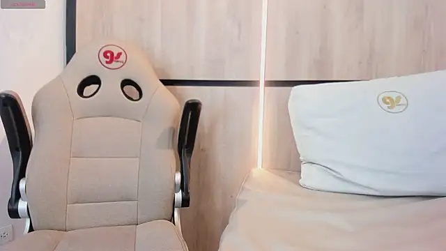 salome_greg - Salome_greg's free webcam