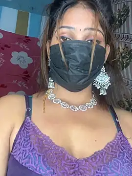 CUTI-NAINA live sex cam