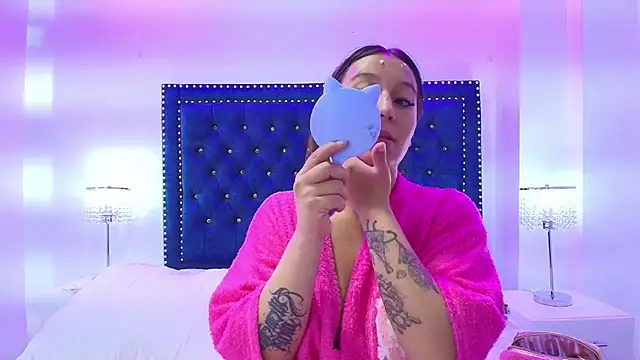 Cristal_and_luke webcam