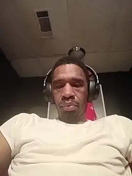 macc74 (Ask my age) - To bust big nut