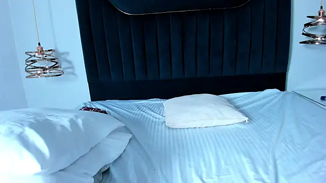 dahlia_rosse - Dahlia_Rosse's free webcam - UK Sex Cams