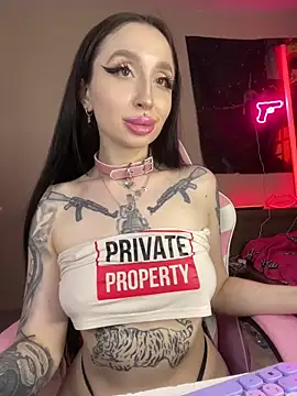 Webcam Model (Molly__Moon)  is live.Free join now!