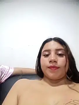 virgin-totona - Virgin-Totona's free webcam