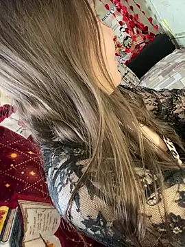 var_kiss - Var_Kiss's free webcam