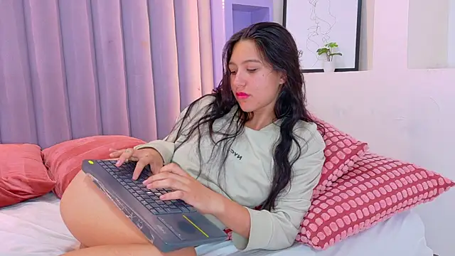 amberstonne__ - AmberStonne__'s free webcam - UK Sex Cams