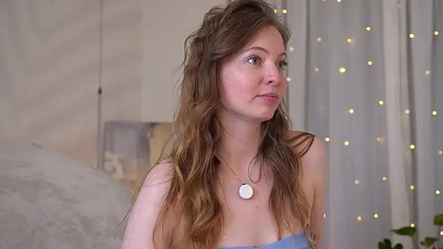 moan_elisa (F young) - show appreciation