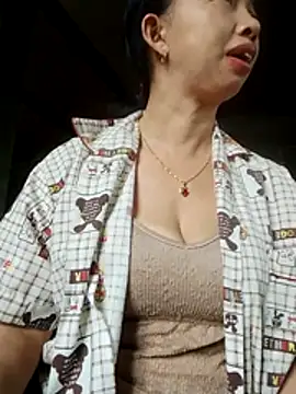 trieutrieu20 - TRIEUTRIEU20's free webcam