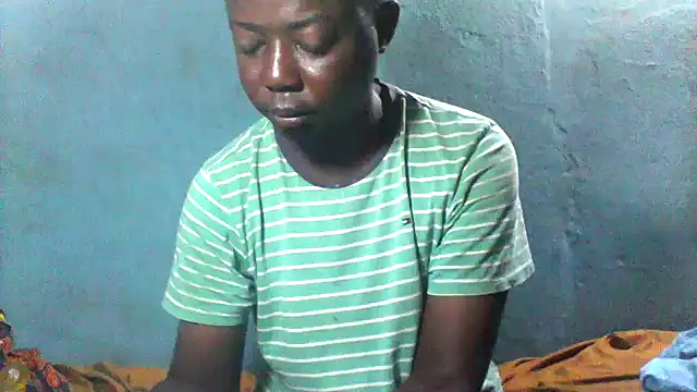 little__joy (Ask my age) - HANDJOB AND CUM