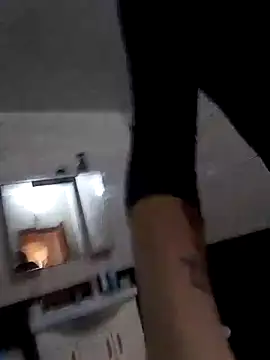 lily_viola (F young) - bare your back