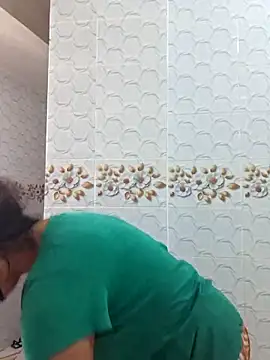 Webcam Model (Bristy-) is live