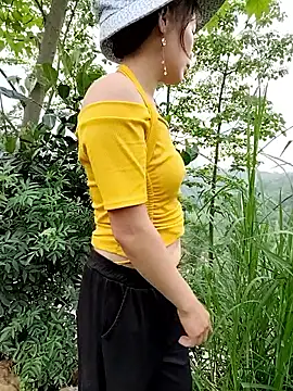 ruby_lucy - Ruby_Lucy's free webcam - UK Sex Cams