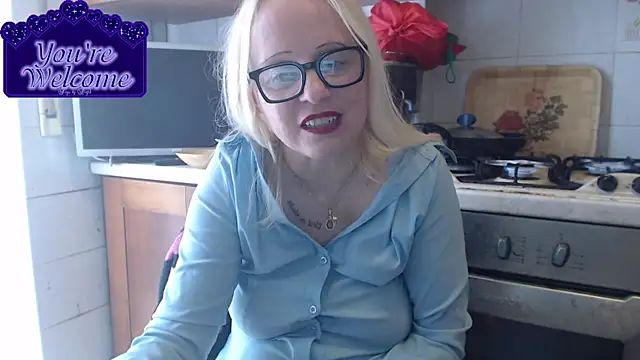 martachatte live cam profile