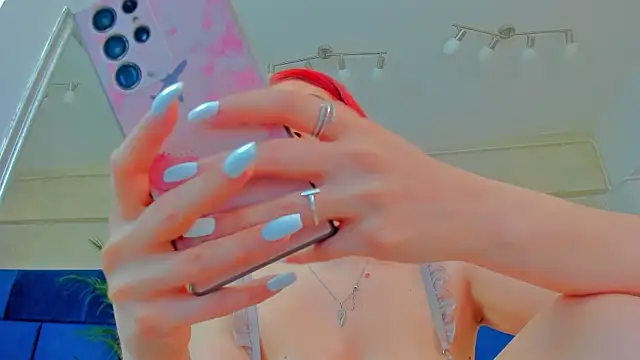 evathorn - EvaThorn's free webcam - UK Sex Cams