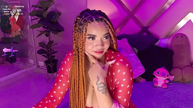 malaikabrown (F young) - 💋 Lick my red lips slowly