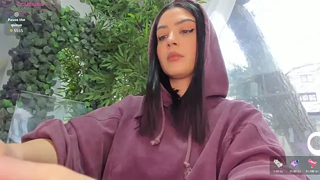 lexi_storm - Lexi_Storm's free webcam - UK Sex Cams