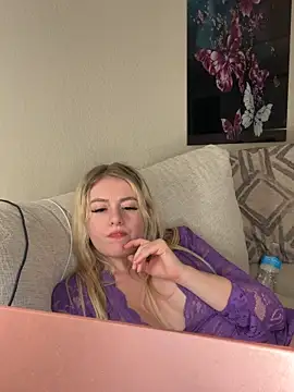 blondebunny999_999 - Blondebunny999_999's free webcam - UK Sex Cams