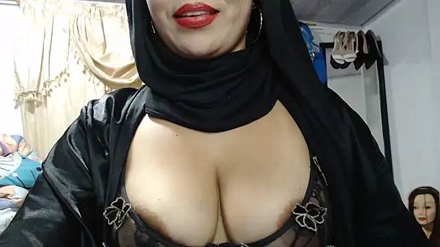 nadia__abaud (F milf) - PLAY MY HAIR PUSSY+SHOW CUM🥵