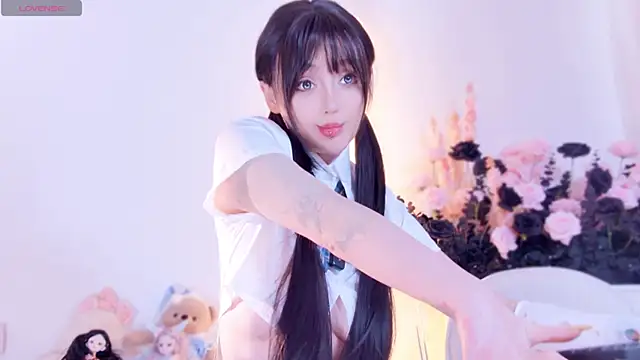 Yr_kitten_333's live cam