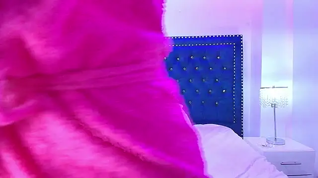 Cristal_and_luke webcam